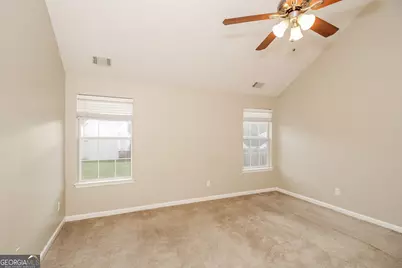 4321 Holliday Road, College Park, GA 30349 - Photo 9