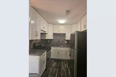 3195 Highpoint Court, Snellville, GA 30078 - Photo 11