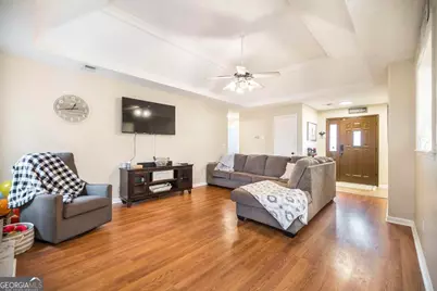 126 Country Walk, Warner Robins, GA 31088 - Photo 7