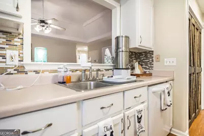 126 Country Walk, Warner Robins, GA 31088 - Photo 11