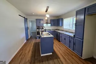 939 Crawford Dr, Albany, GA 31705 - Photo 11