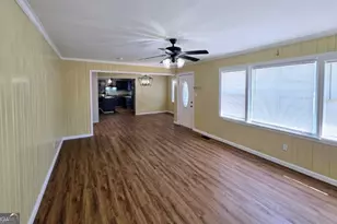 939 Crawford Dr, Albany, GA 31705 - Photo 13