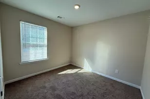 572 Elle's Wy, Griffin, GA 30223 - Photo 9