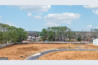 162 Village Green Drive NW, Adairsville, GA 30103 - Photo 5