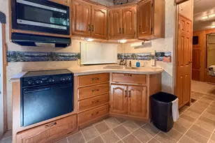 175 Yogi Bear Blvd, Cleveland, GA 30528 - Photo 9