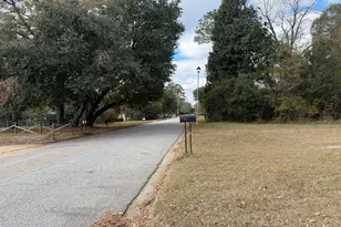 1417 E Roosevelt Ave, Albany, GA 31705 - Photo 9