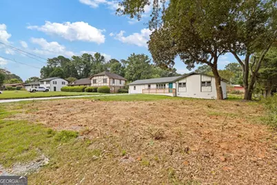 237 Sandra Drive NW, Lilburn, GA 30047 - Photo 3