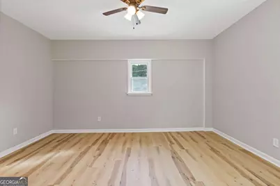 237 Sandra Drive NW, Lilburn, GA 30047 - Photo 17