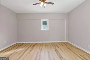 237 Sandra Dr NW, Lilburn, GA 30047 - Photo 17