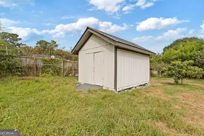 237 Sandra Drive NW, Lilburn, GA 30047 - Photo 29