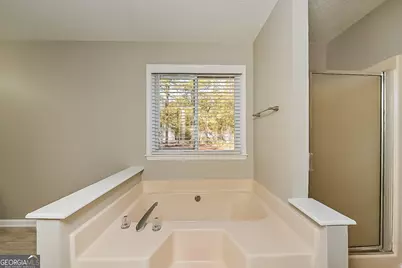 310 Lakefront Drive, McDonough, GA 30253 - Photo 9