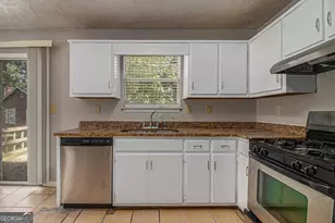 5913 Summerglen Ln, Atlanta, GA 30349 - Photo 5