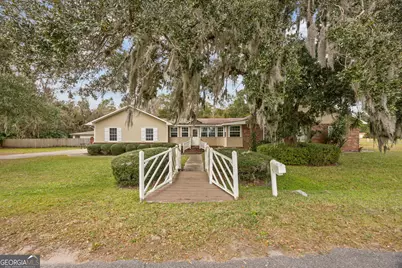 208 E Hall Street, Saint Marys, GA 31558 - Photo 1