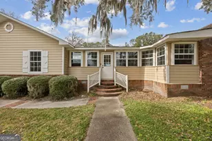 208 E Hall St, Saint Marys, GA 31558 - Photo 7
