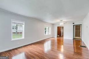 322 Stewart St, Carrollton, GA 30116 - Photo 7