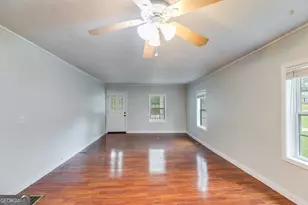 322 Stewart St, Carrollton, GA 30116 - Photo 9