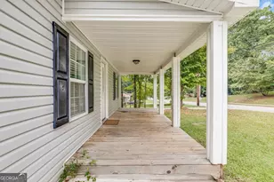 322 Stewart St, Carrollton, GA 30116 - Photo 5