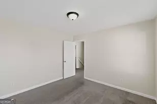 5623 Mayfair Crossing Dr, Lithonia, GA 30038 - Photo 5