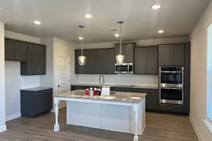 807 Brittany Nichole Ct, Bonaire, GA 31005 - Photo 3