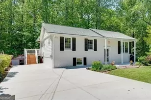 3990 Admiral Dr, Atlanta, GA 30341 - Photo 1