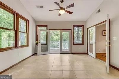 3990 Admiral Drive, Atlanta, GA 30341 - Photo 13