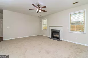 2570 Kolb Manor Cir SW, Marietta, GA 30008 - Photo 5