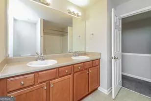 2570 Kolb Manor Cir SW, Marietta, GA 30008 - Photo 19