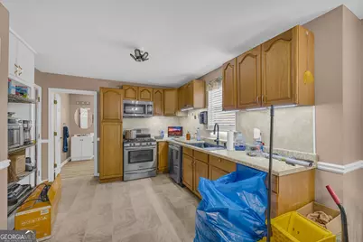 365 Falling Timber Court, Stockbridge, GA 30281 - Photo 17