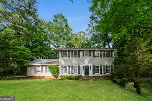 1672 Briarbend Ct, Stone Mountain, GA 30088 - Photo 1