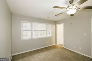 1672 Briarbend Ct, Stone Mountain, GA 30088 - Photo 17