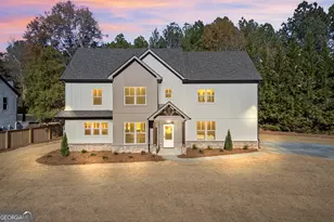 1040 Greenwood Cir, Madison, GA 30650 - Photo 3