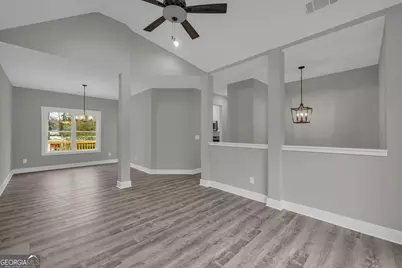 129 Crane Street, Maysville, GA 30558 - Photo 7