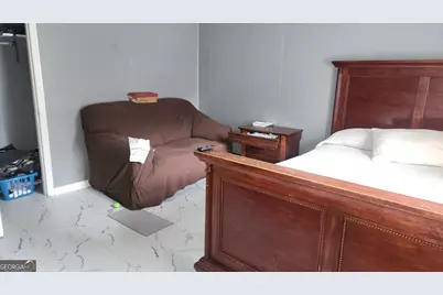 605 Burke Avenue, Albany, GA 31701 - Photo 5