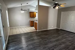 109 Clinton Ct, Saint Marys, GA 31558 - Photo 3