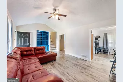 443 Rhett Drive, Loganville, GA 30052 - Photo 3