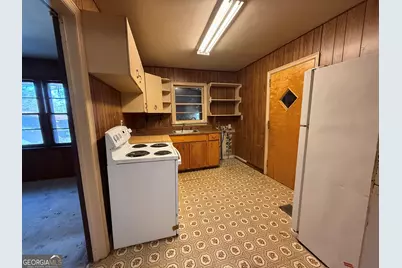 864 Springvalley Drive, Forest Park, GA 30297 - Photo 13