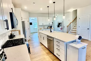 229 Begonia Wy, McDonough, GA 30253 - Photo 9