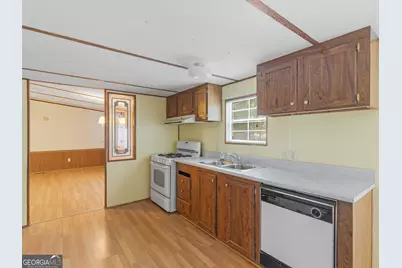 245 Brooks Road, Jackson, GA 30233 - Photo 7