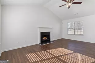 7132 New Dale Rd, Rex, GA 30273 - Photo 5