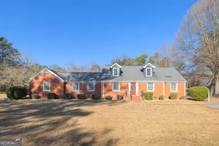 614 Burnett Ferry Rd SW, Rome, GA 30165 - Photo 1