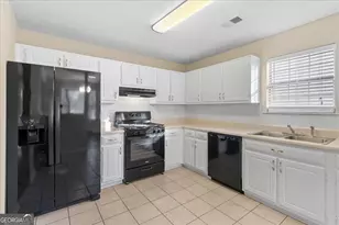 210 Summer Hill Cir, Stockbridge, GA 30281 - Photo 15