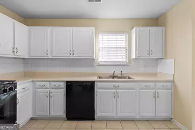 210 Summer Hill Circle, Stockbridge, GA 30281 - Photo 17