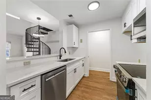 1075 Peachtree Walk, Atlanta, GA 30309 - Photo 3