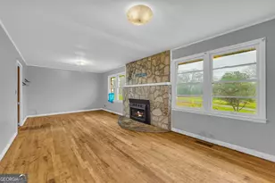 151 Bowers St, Bowman, GA 30624 - Photo 7