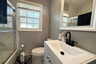 372 2nd St, Forest Park, GA 30297 - Photo 11