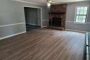 2717 Stanton Woods Dr SE, Conyers, GA 30094 - Photo 15