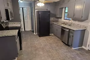 2717 Stanton Woods Dr SE, Conyers, GA 30094 - Photo 11