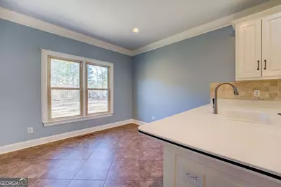 534 Harbour Shores Drive, Jackson, GA 30233 - Photo 13