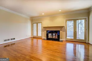 534 Harbour Shores Dr, Jackson, GA 30233 - Photo 5