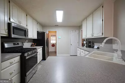 1425 Shingle Way, McDonough, GA 30252 - Photo 17